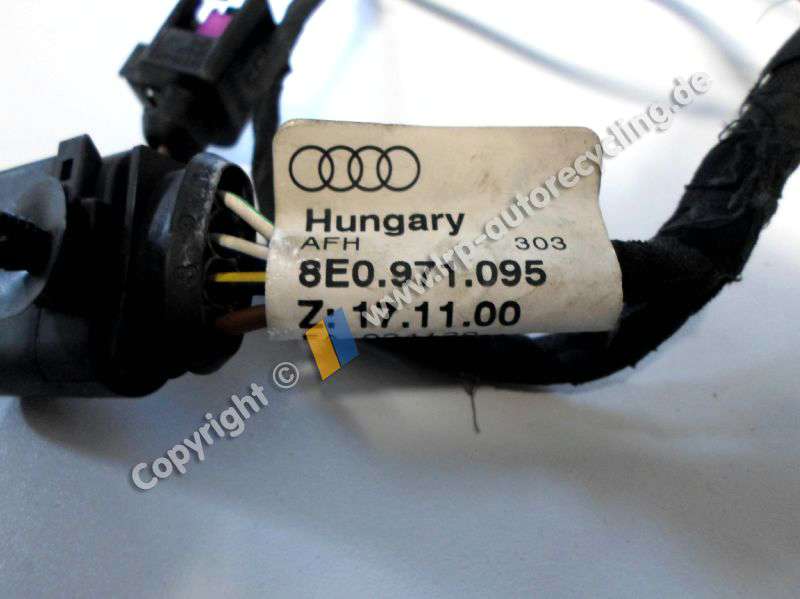 Audi A4 8E B6 Bj. 2002 original Kabelsatz Stoßstange vorn 8E0971095